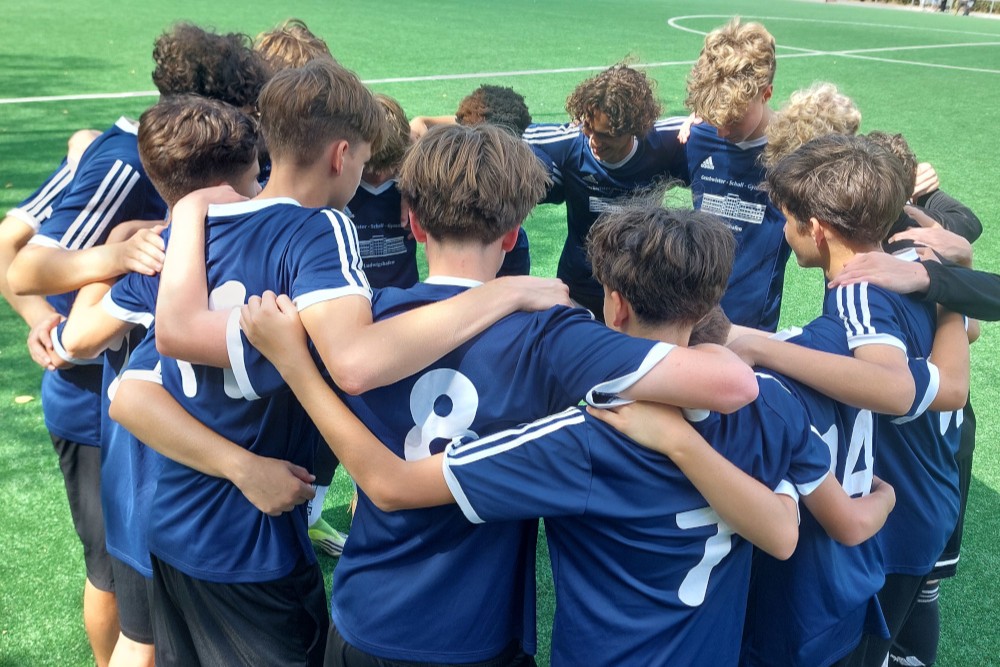 U17-Jungs werden Stadtmeister im Fußball
