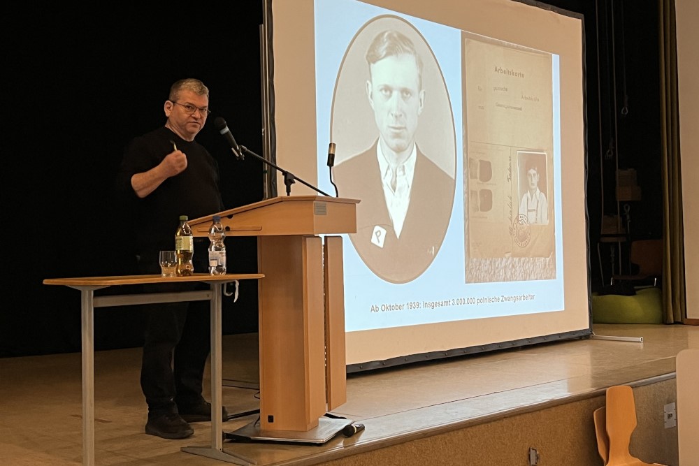 Scholl-Talks: Zwangsarbeit in Ludwigshafen - Eine vergessene Opfergruppe?